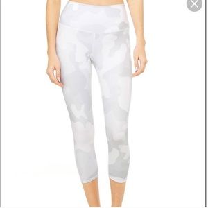 Alo White/Grey Camo Crop Leggings